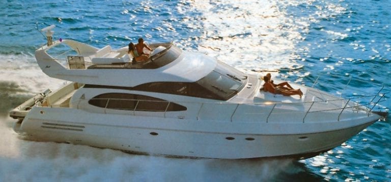 Azimut 58 fly