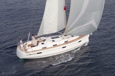 Bavaria 36 cruiser