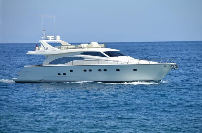 Ferretti 68