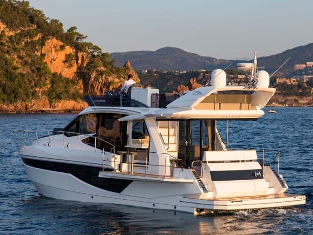 Galeon 460 fly