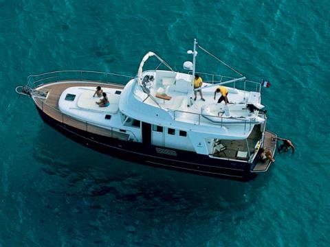 Beneteau trawler 42